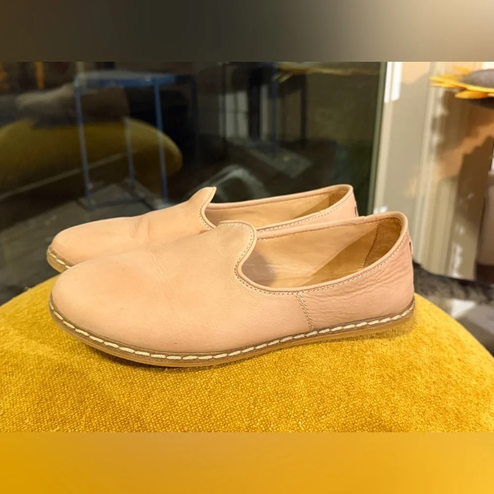 Charix Classic Slip-On Loafer – Size 38 – Safari - Picture 4 of 10